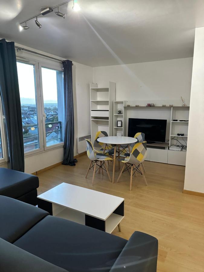 ווילג'וף Cosy Appartement With Free Parking A Paris מראה חיצוני תמונה